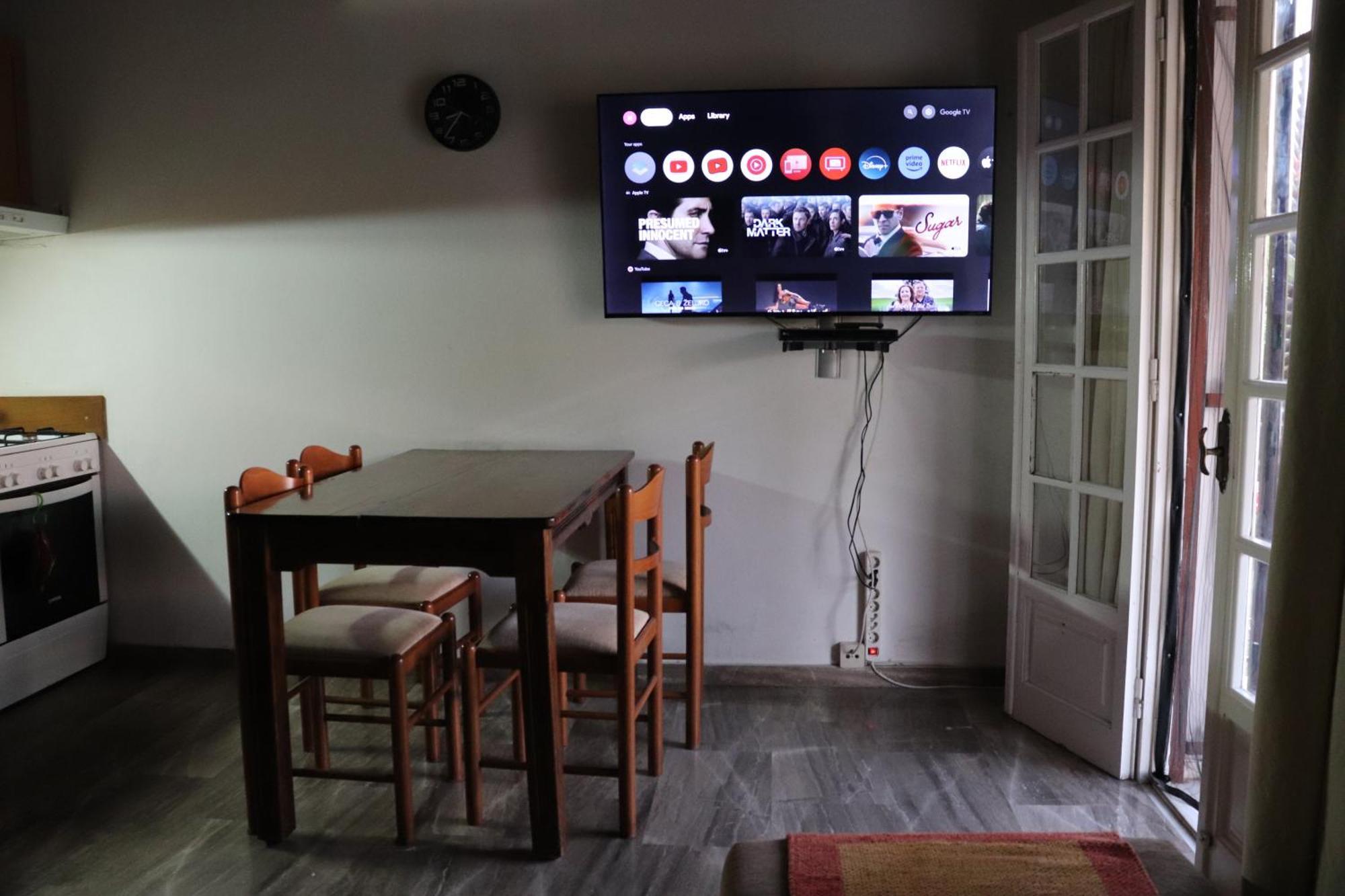 Beautiful Nearby Beach House With Garden, Private Pool And Large Yard Sidárion 외부 사진