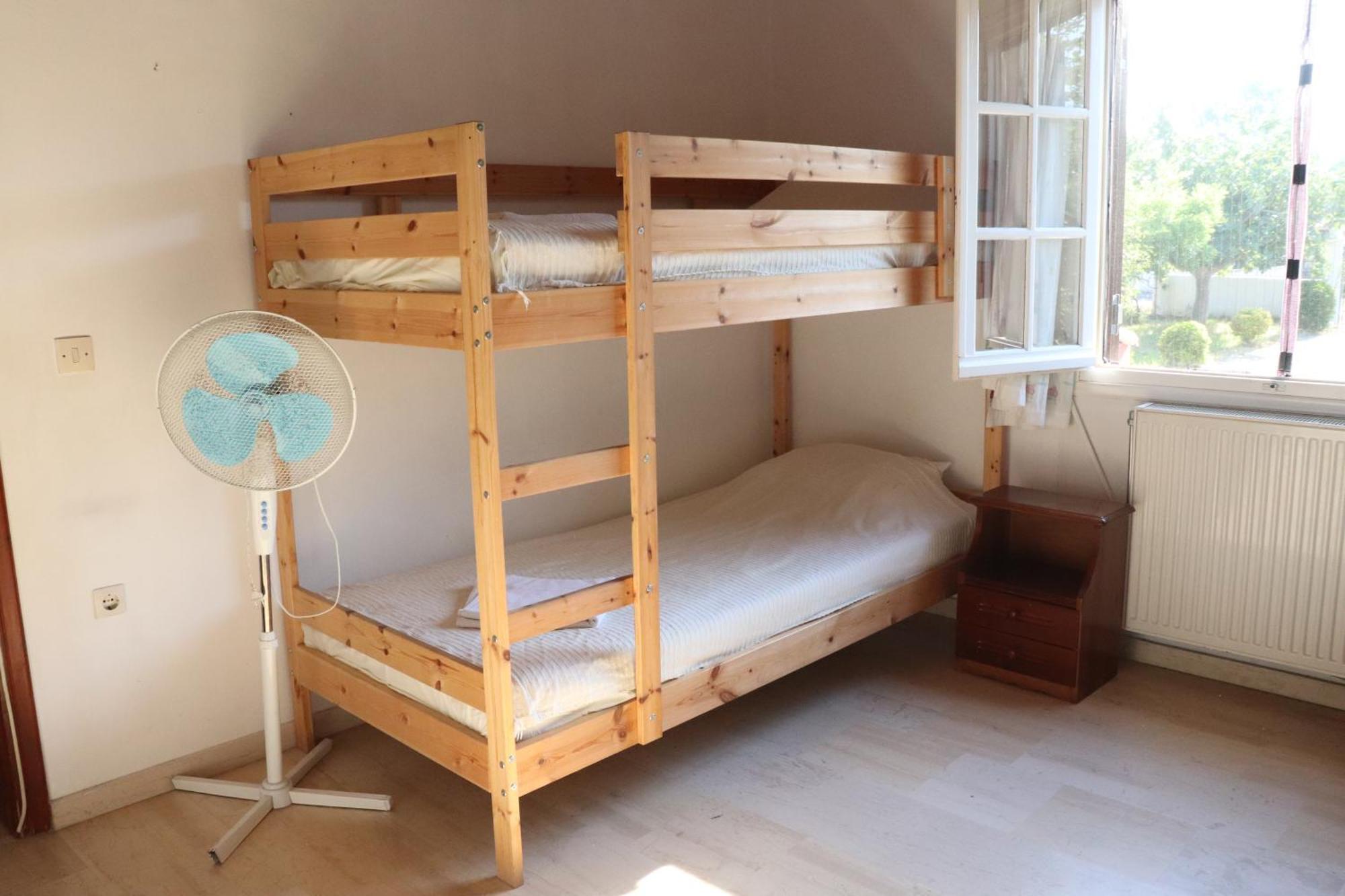 Beautiful Nearby Beach House With Garden, Private Pool And Large Yard Sidárion 외부 사진